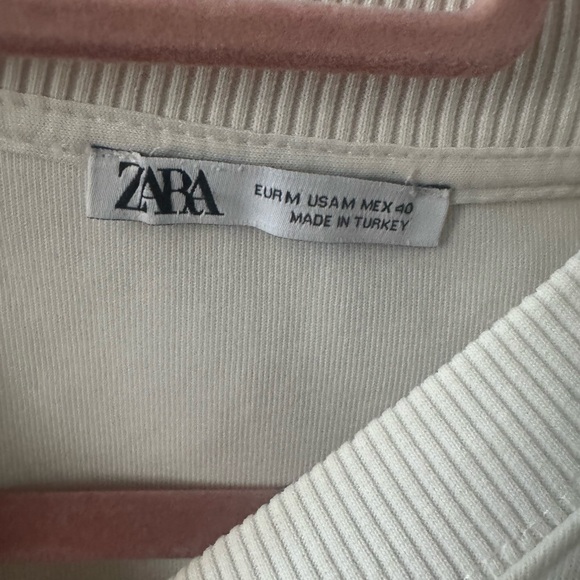 Zara Off-White Ribbed Top - Picture 2 of 3